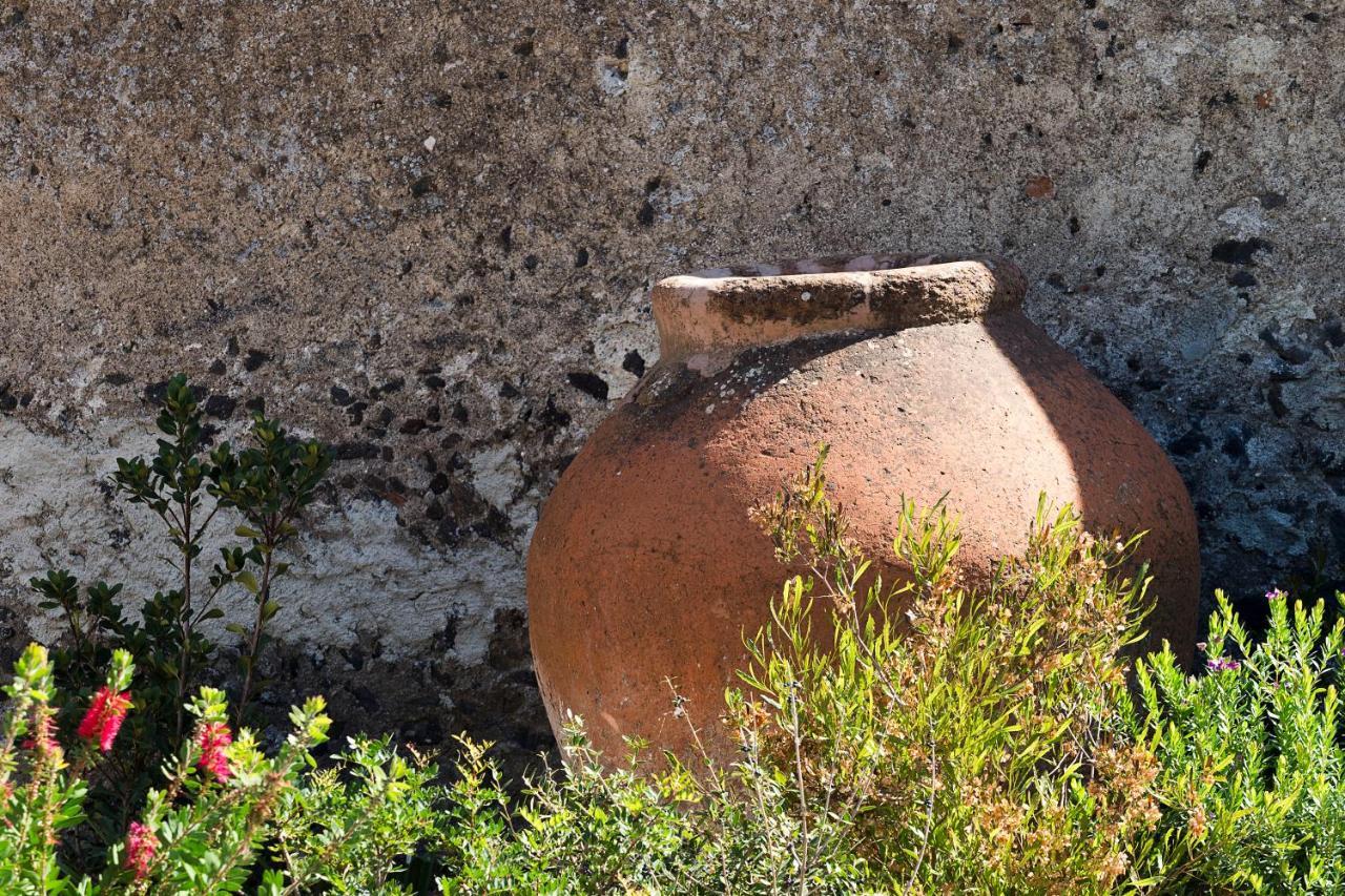 Dimora Cottanera Hotel Castiglione De Sicilia Bagian luar foto